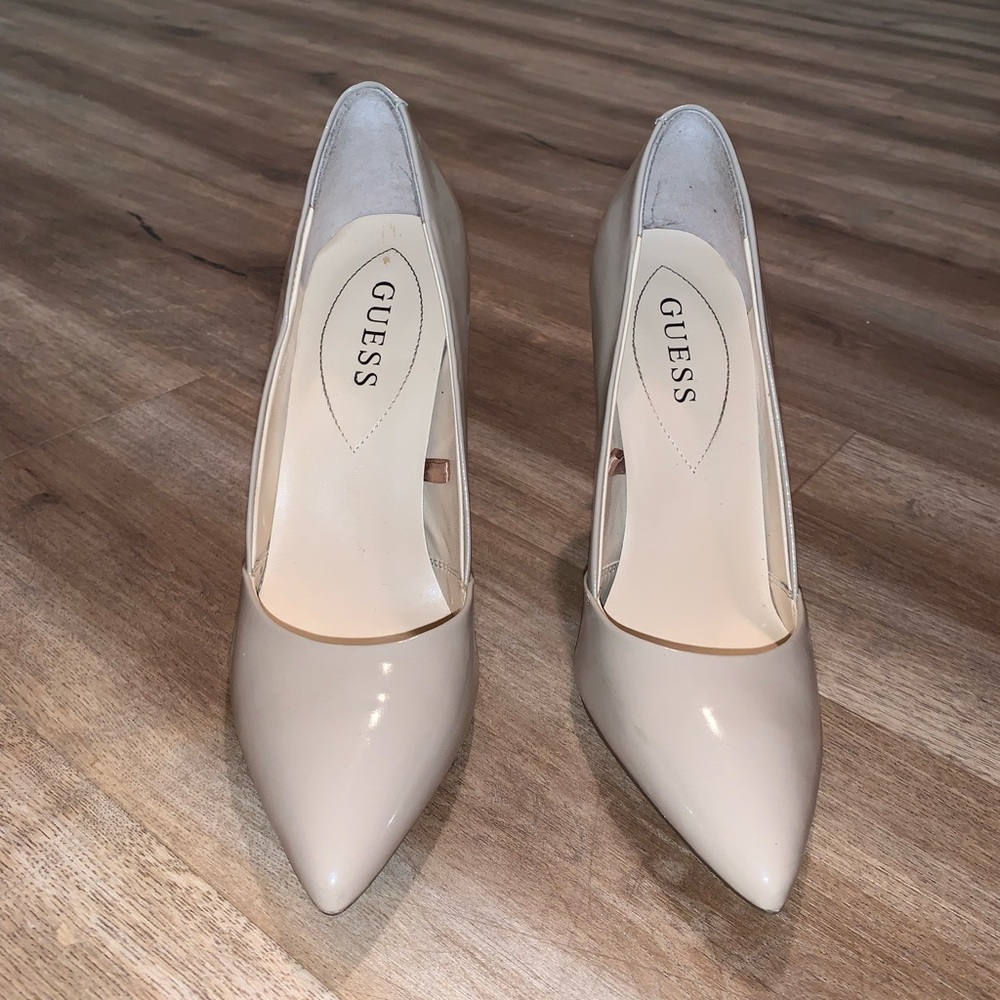 Nude Guess Pointed Toe heels
